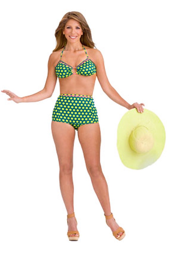Finding a perfect swimsuit for your body type: mission