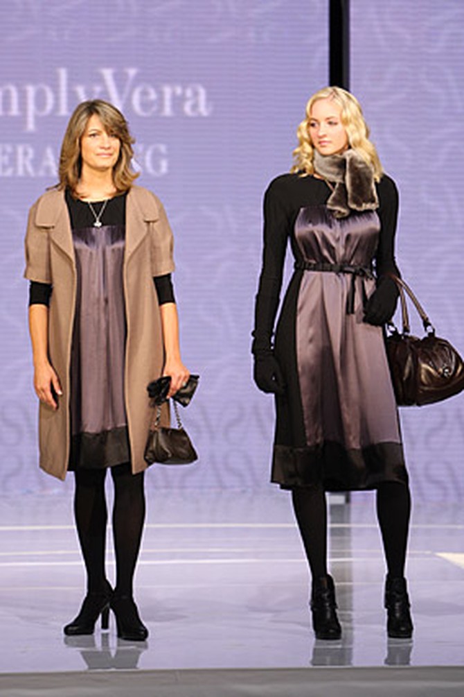 Simply Vera Vera Wang Collection: Clothing & Fashion Accessories